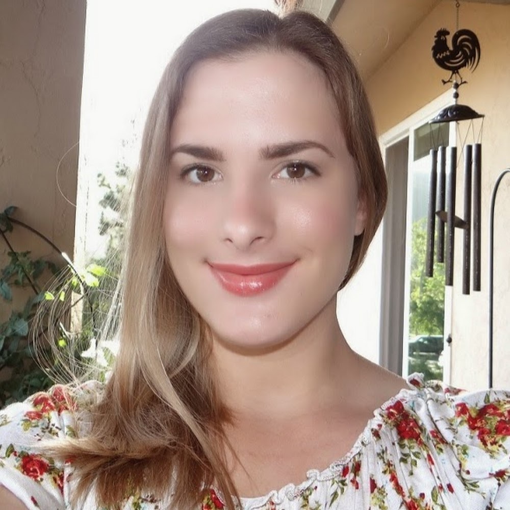 Meet your Posher, Cynthia